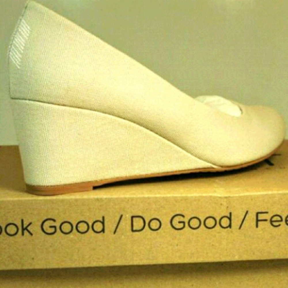 🆕 Cream Organic Cotton Wedges Heels